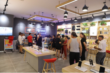 陜西首家移動京東專賣店正式開業(yè)，2018年計劃省內(nèi)開業(yè)100家