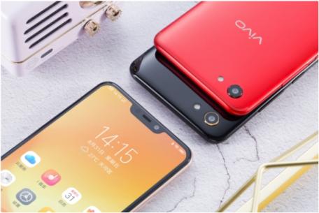 vivo Y81s圖賞：全新全面屏＋AI攝影，顏值與實力兼?zhèn)?/></p><p>在 vivo 全系列上亮相的全新Jovi <a href=