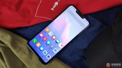華為麥芒7魅海藍圖賞：新一代全面屏設計，擁有流動3D光影效果