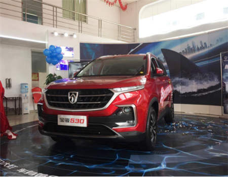 想買(mǎi)小型SUV？有那個(gè)錢(qián)能買(mǎi)大個(gè)的哈弗M6了！