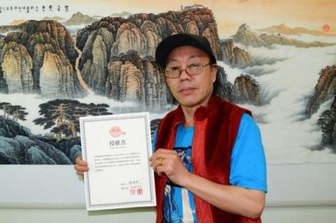 許吉爾山水畫作品如何？許吉爾國(guó)畫山水市場(chǎng)價(jià)格多少！
