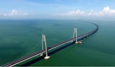 港珠澳大橋通車，卓寶守衛(wèi)“新世界七大奇跡”