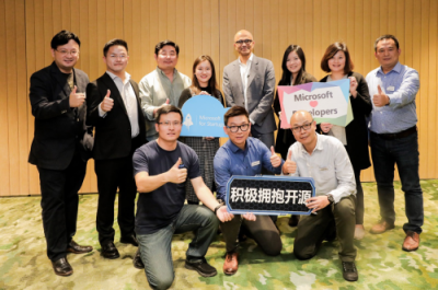 微軟CEO納德拉對(duì)話碼隆科技，共同推動(dòng)人工智能技術(shù)落地垂直行業(yè)