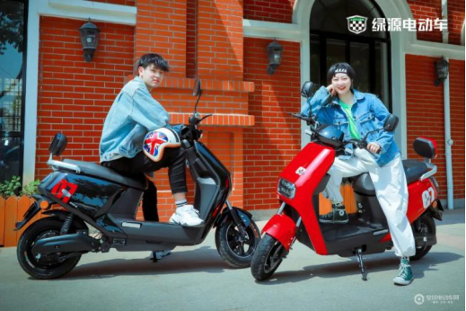 綠源電動車跑得遠(yuǎn)嗎？看看這款車能否讓你滿意