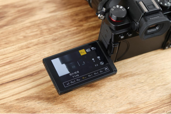 「進可攻退可守」的色彩表現(xiàn)，松下LUMIX S5拍照實測