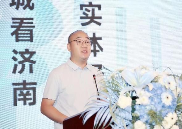 全面起跑新優(yōu)勢，信息技術(shù)再領(lǐng)航