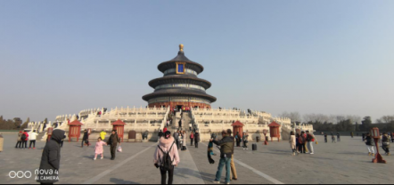 又到開學(xué)季，擁有華為nova4讓你秒變時尚達(dá)人
