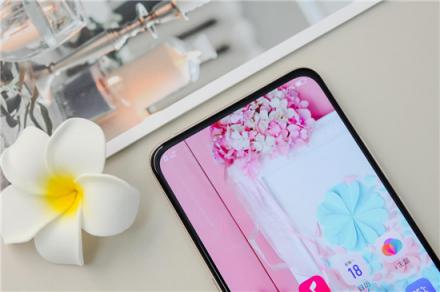 vivo X27憑實力說話，五個理由說服你，你和網(wǎng)紅就差一臺它