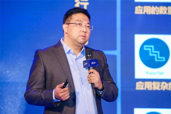混合云向邊緣延伸！ZStack Mini超融合和ZStack CMP重磅發(fā)布！