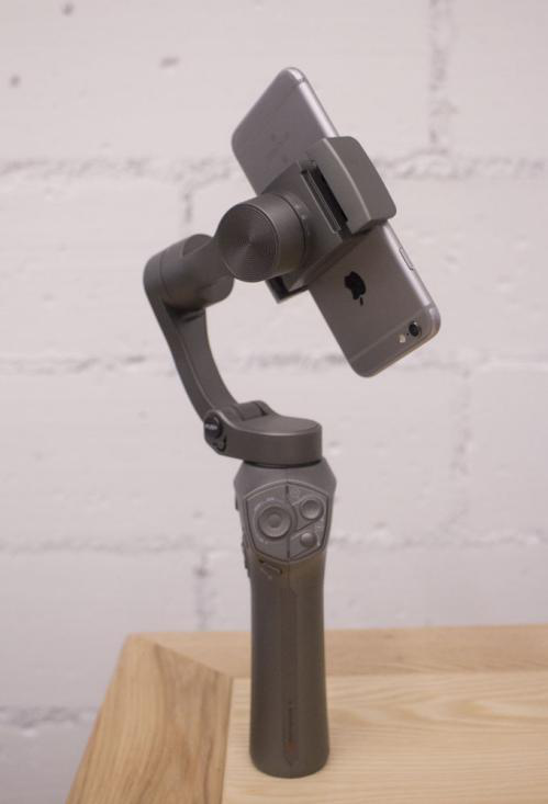 2019年熱門(mén)手機(jī)穩(wěn)定器大疆osmo mobile 2、百諾P1、智云smooth4專業(yè)測(cè)評(píng)