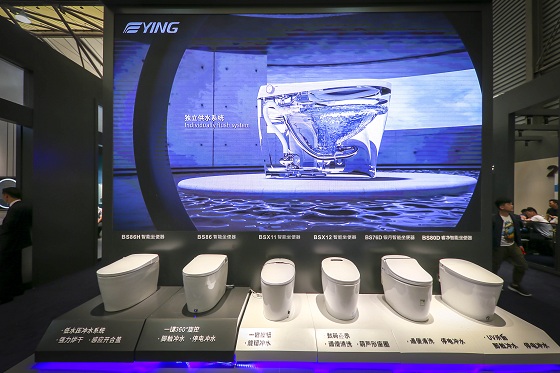 YING硬核亮相KBC，現(xiàn)場簽約CCTV2《秘密大改造》