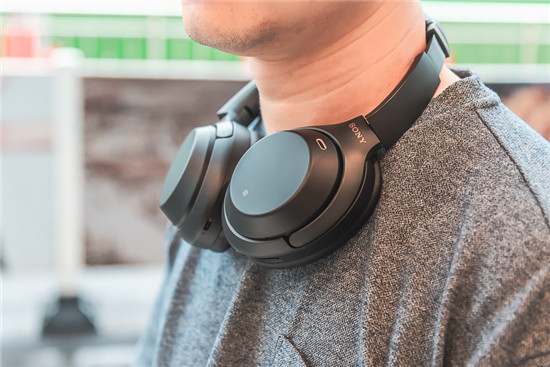 索尼WH-1000XM3、BOSE 700橫評 高人氣無線降噪耳機誰更值？