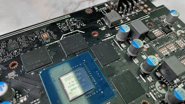 釋放能量！影馳 RTX 4060 金屬大師 搭檔DLSS 3 實(shí)現(xiàn)光追1080P !