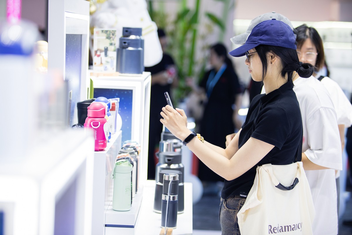 航天嚴選實力圈粉 抗菌新品再升級 富光亮相第116屆上海百貨會